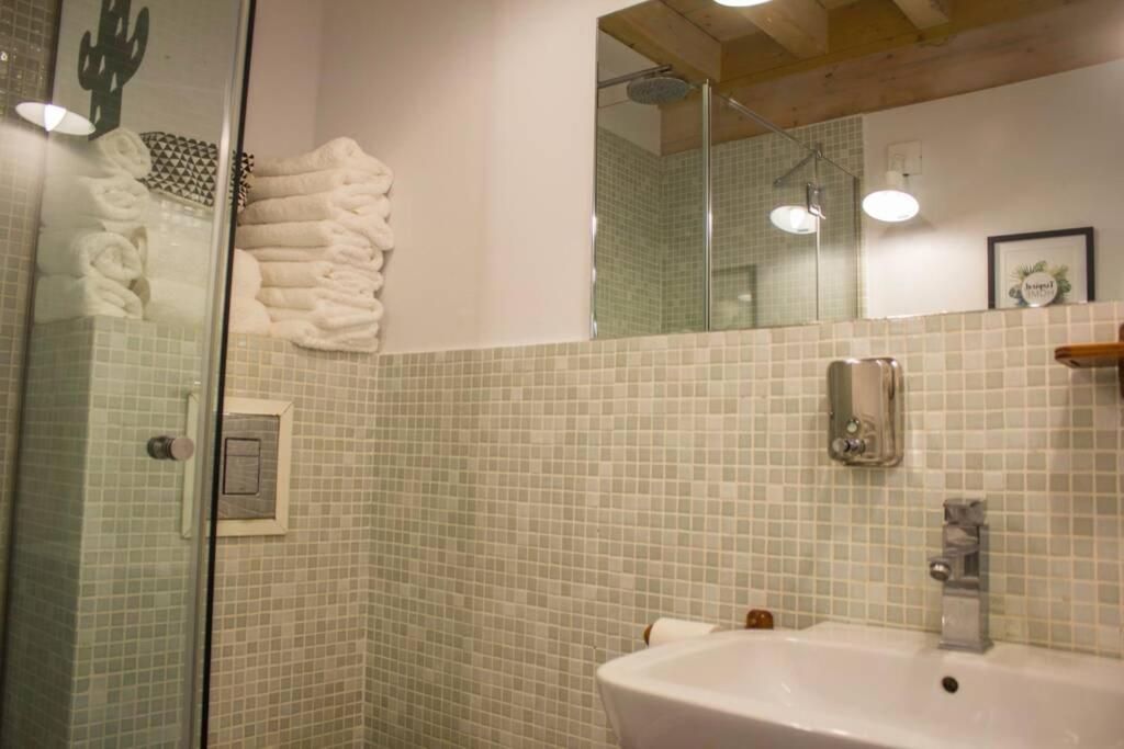 Tu Hogar En El Camino. Centro. Vut. Wifi Apartamento Burgo